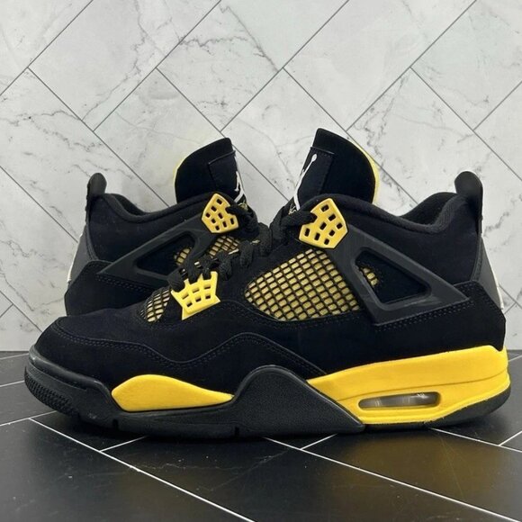 Nike Air Jordan 4